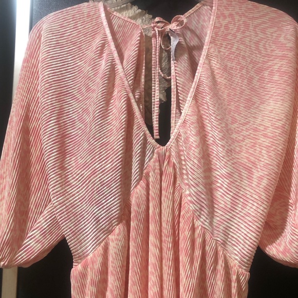 ASOS Batwing Mini Dress - Picture 5 of 6